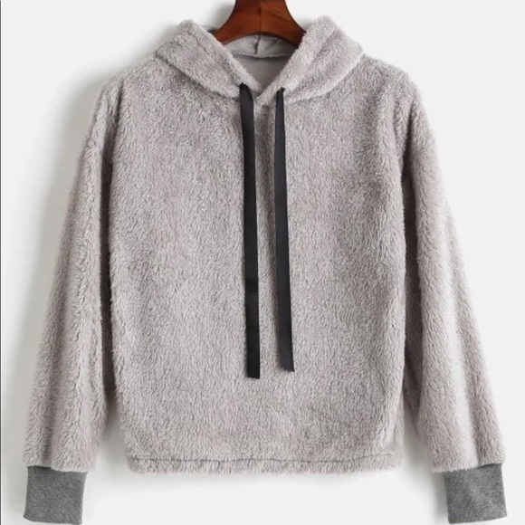 Zaful Tops - Zaful Hoodie ✨2/$25✨